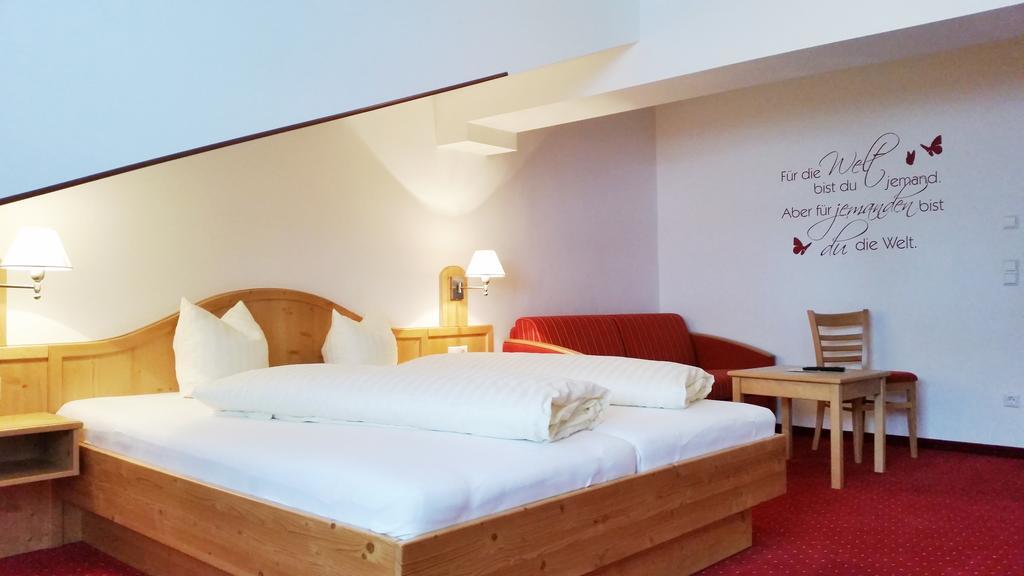 Das Wismeyer - Skihotel An Der Plattenkarbahn Obertauern Habitación foto