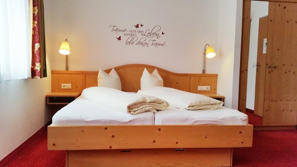 Das Wismeyer - Skihotel An Der Plattenkarbahn Obertauern Habitación foto