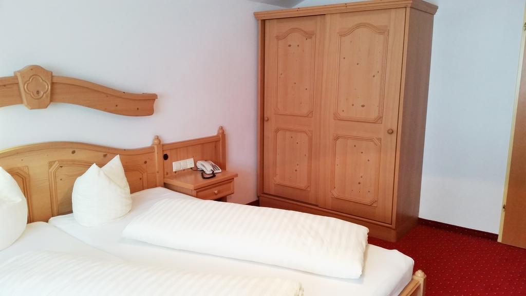 Das Wismeyer - Skihotel An Der Plattenkarbahn Obertauern Habitación foto